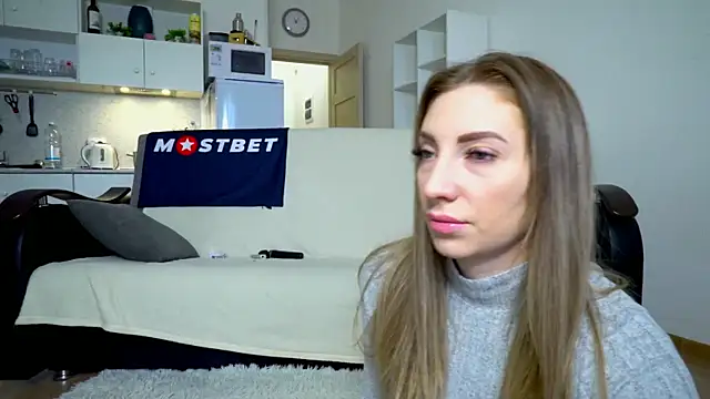 littlesweettifany online show from 8, 1, 2025