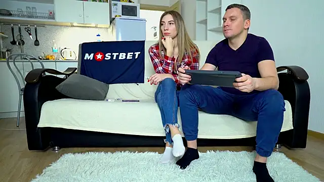 littlesweettifany online show from 14, 1, 2025