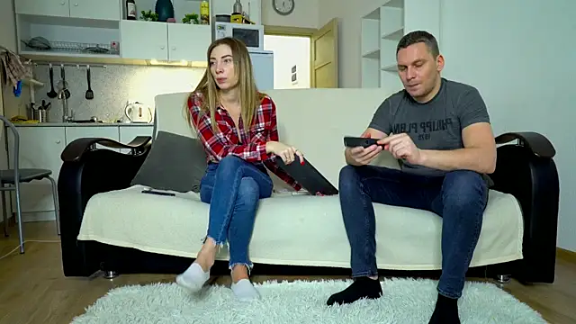 littlesweettifany online show from 9, 2, 2025