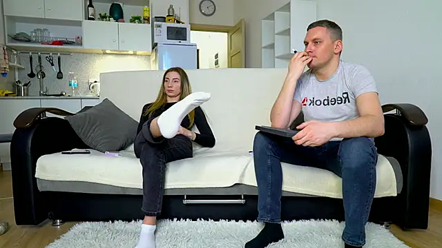 littlesweettifany online show from 21, 3, 2025