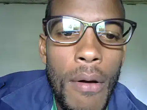 Snapshot of michel_sc chatting on 12, 12, 2024 michel sc online show from 12, 12, 2024