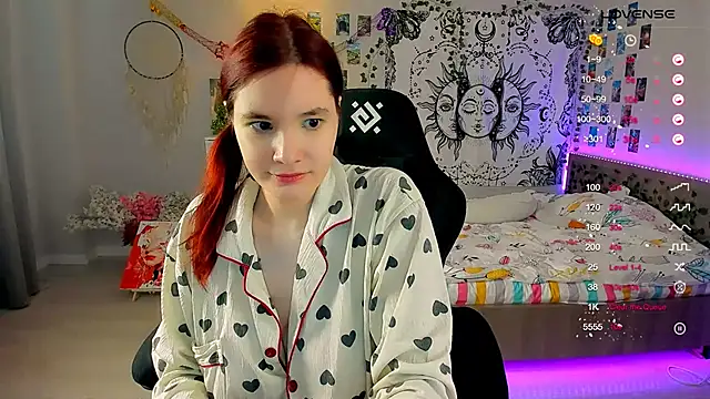 Snapshot of callmekatesmith chatting on 5, 1, 2025 callmekatesmith online show from 5, 1, 2025
