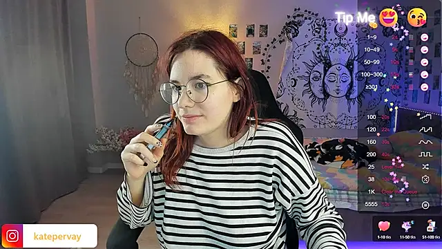 Snapshot of callmekatesmith chatting on 9, 2, 2025 callmekatesmith online show from 9, 2, 2025