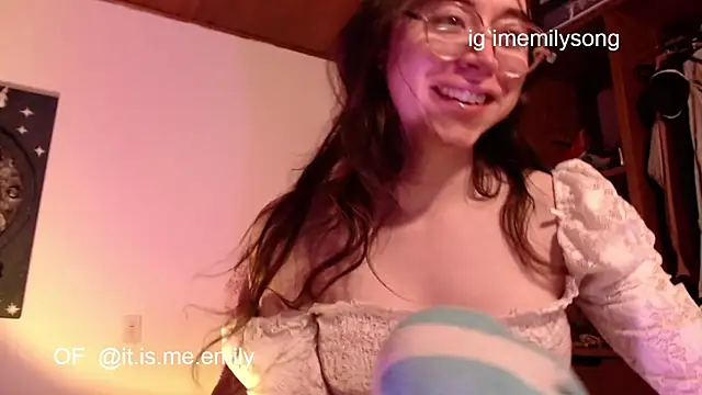 emily pearl  online show from 1, 2, 2026