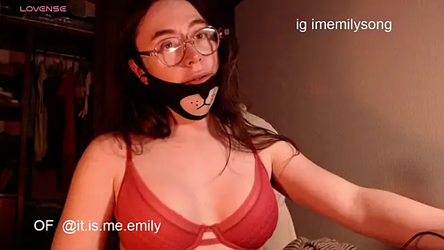 emily pearl  online show from 9, 6, 2026