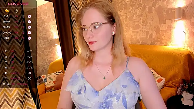 Snapshot of Aemilia_ chatting on 17, 6, 2026 Aemilia online show from 17, 6, 2026