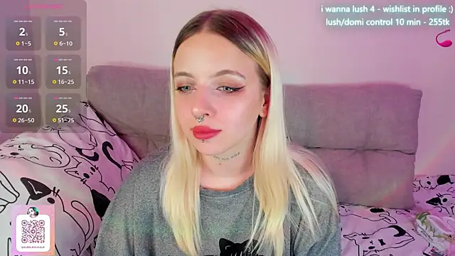 Alice Halle online show from 10, 3, 2025