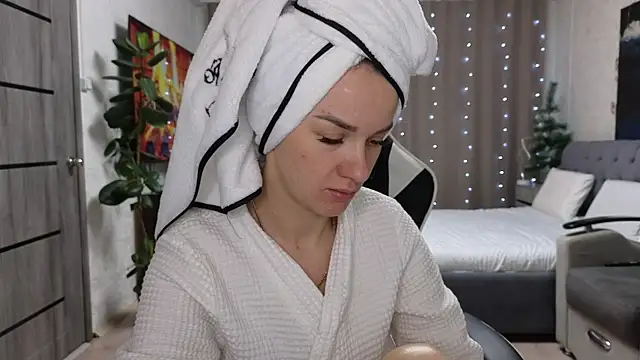 Strip-Lady online show from 19, 12, 2025