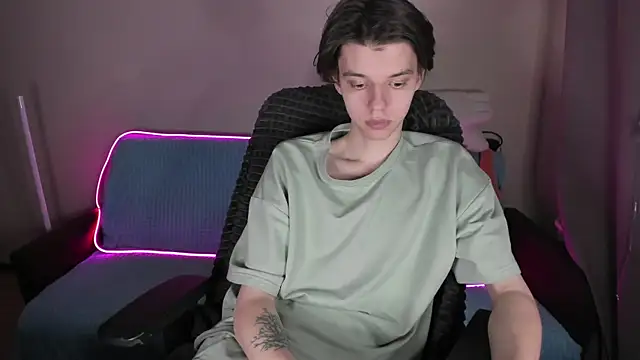 Liam sexy1 online show from 14, 2, 2025