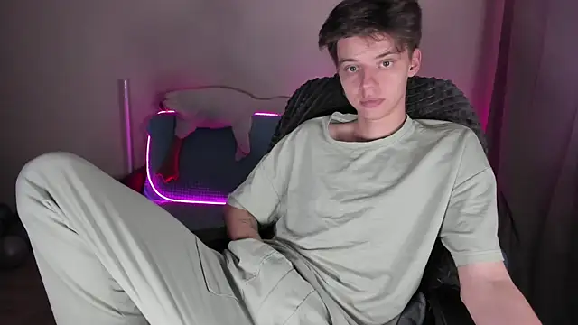 Liam sexy1 online show from 14, 10, 2025