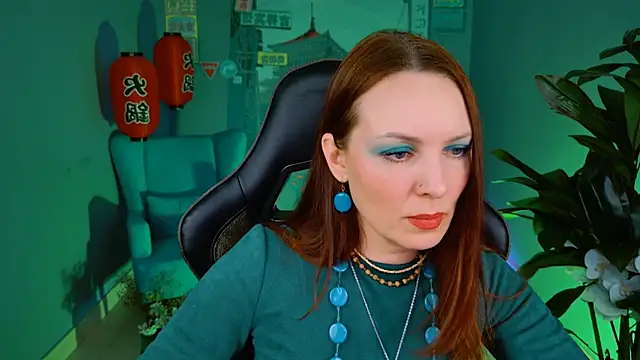Snapshot of VandaRossi chatting on 5, 2, 2025 VandaRossi online show from 5, 2, 2025