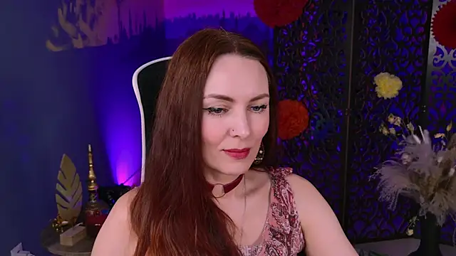Snapshot of VandaRossi chatting on 28, 2, 2025 VandaRossi online show from 28, 2, 2025