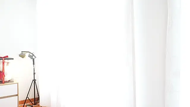 Snapshot of samantha_evans2 chatting on 3, 6, 2026 samantha evans2 online show from 3, 6, 2026