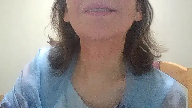 HollyJewel online show from 10, 11, 2025