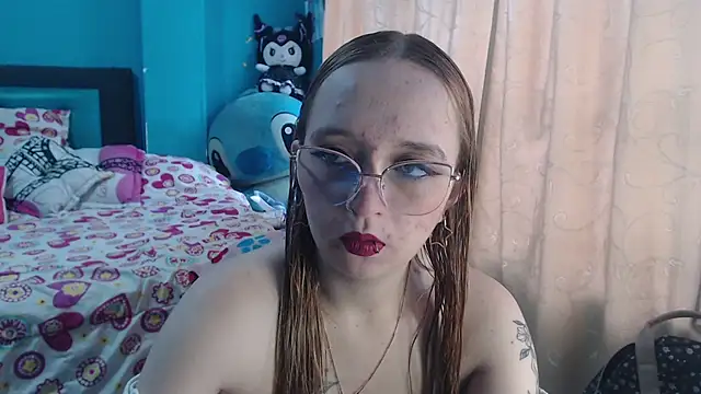 Snapshot of Liaroberts1 chatting on 5, 3, 2025 Liaroberts1 online show from 5, 3, 2025