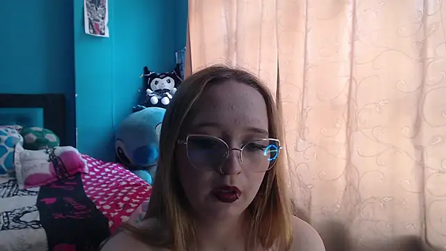Snapshot of Liaroberts1 chatting on 21, 3, 2025 Liaroberts1 online show from 21, 3, 2025