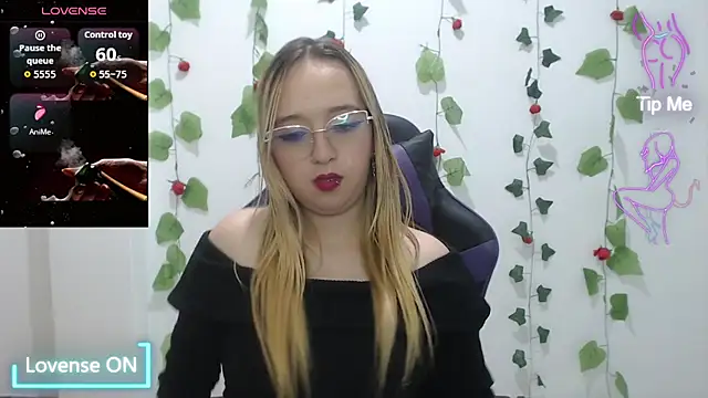 Liaroberts1 online show from 4, 2, 2026