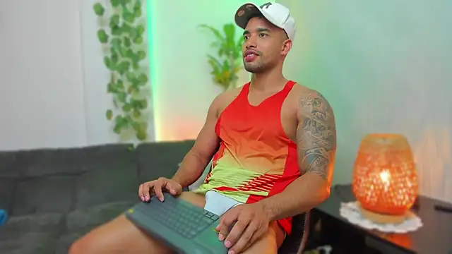LincomAmith online show from 4, 1, 2025