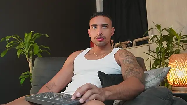 Snapshot of LincomAmith chatting on 24, 2, 2026 LincomAmith online show from 24, 2, 2026