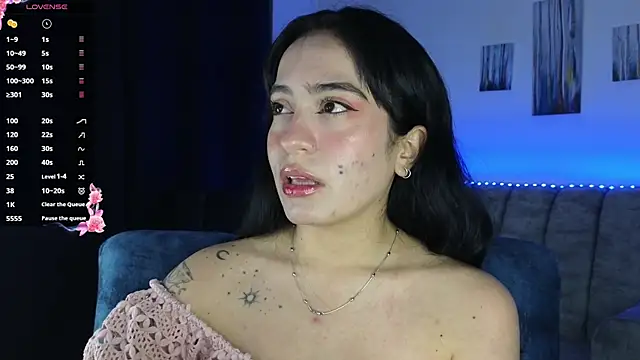 ZaraDames  online show from 30, 10, 2025