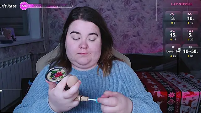 Estelle Hicks online show from 9, 11, 2025