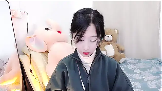 Snapshot of Alcohol_1 chatting on 25, 11, 2025 Alcohol 1 online show from 25, 11, 2025