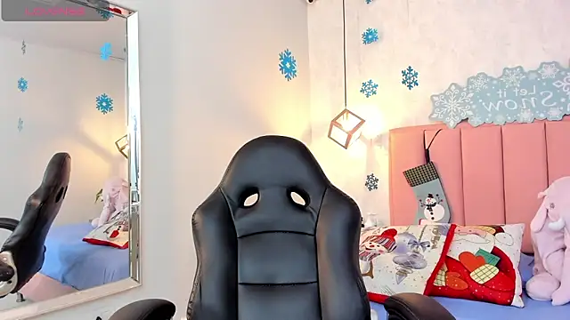 SUNNYCYRUS online show from 23, 12, 2024