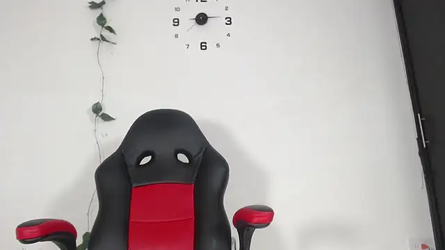 evelin 999  online show from 30, 1, 2025