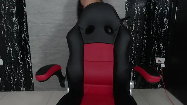 evelin 999  online show from 15, 3, 2025