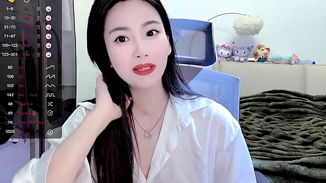 Snapshot of FeiFei-babe chatting on 14, 2, 2025 FeiFei-babe online show from 14, 2, 2025