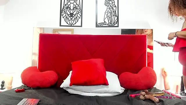 Snapshot of Luna_smit08 chatting on 6, 7, 2026 Luna smit08 online show from 6, 7, 2026