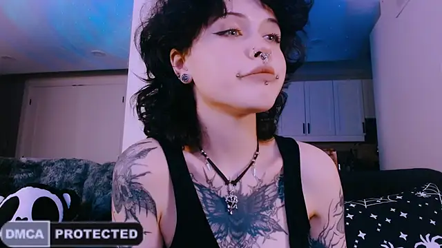 Snapshot of NaughtyLittleFox chatting on 7, 5, 2026 NaughtyLittleFox online show from 7, 5, 2026