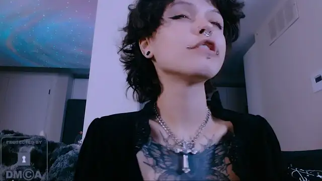 NaughtyLittleFox online show from 30, 7, 2026