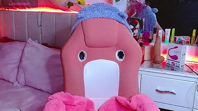 Littlerouse  online show from 6, 10, 2025