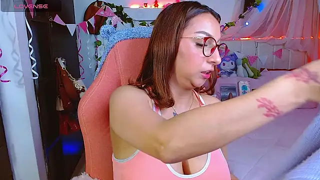 Snapshot of Littlerouse_ chatting on 24, 7, 2026 Littlerouse online show from 24, 7, 2026