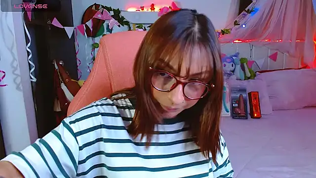 Snapshot of Littlerouse_ chatting on 29, 7, 2026 Littlerouse online show from 29, 7, 2026