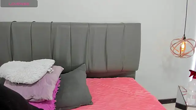 Snapshot of Cherllynn chatting on 29, 9, 2025 Cherllynn online show from 29, 9, 2025