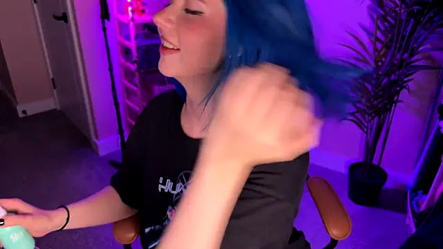 Snapshot of _vixenp chatting on 6, 11, 2025 vixenp online show from 6, 11, 2025