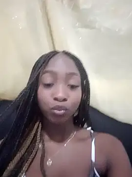 Snapshot of Nicole_Colette_ chatting on 3, 3, 2025 Nicole Colette online show from 3, 3, 2025