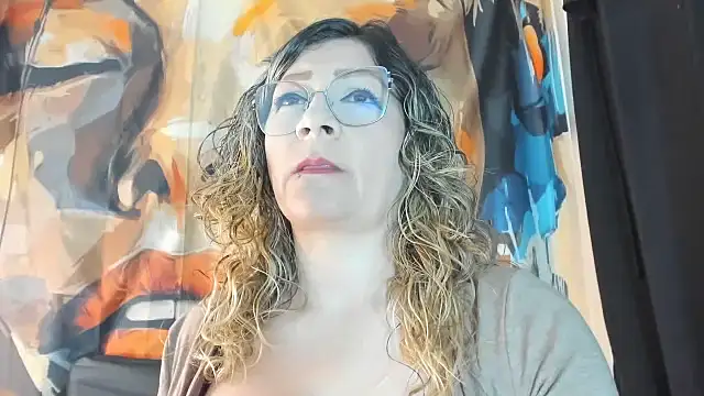 Snapshot of eva1saenz chatting on 19, 6, 2026 eva1saenz online show from 19, 6, 2026