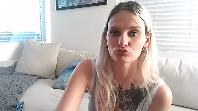 BonnieBazz online show from 2, 12, 2024