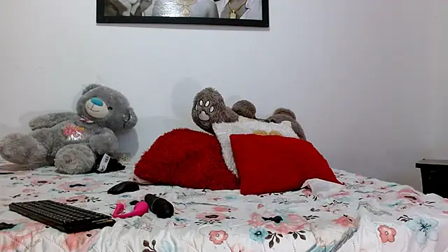 camilavagina24 online show from 23, 2, 2026