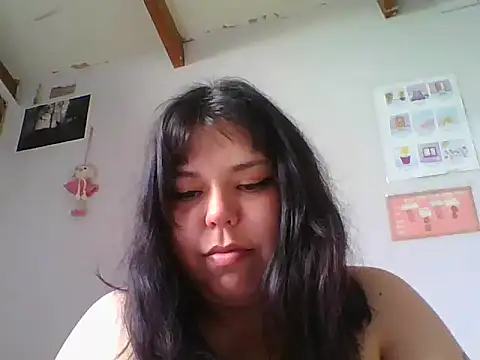 Snapshot of scarletttlove chatting on 10, 4, 2026 scarletttlove online show from 10, 4, 2026