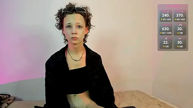 Vampirella GS online show from 9, 1, 2025