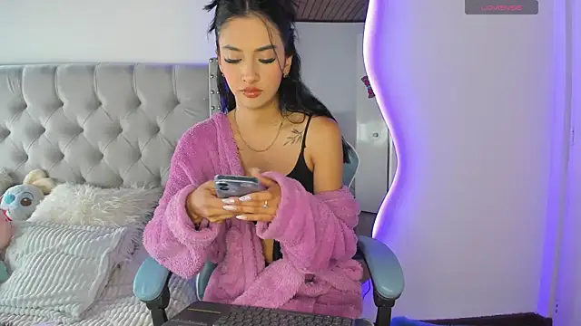 Violet Rost online show from 10, 2, 2025