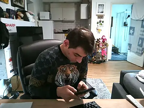 mihaimichael online show from 18, 12, 2025