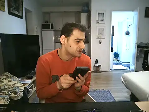 Snapshot of mihaimichael chatting on 5, 4, 2026 mihaimichael online show from 5, 4, 2026
