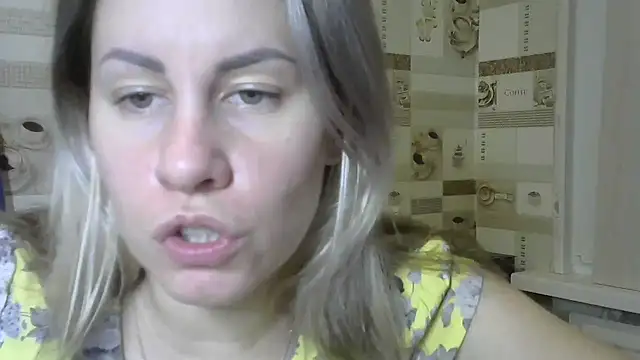 TherestlessKitty online show from 24, 12, 2024