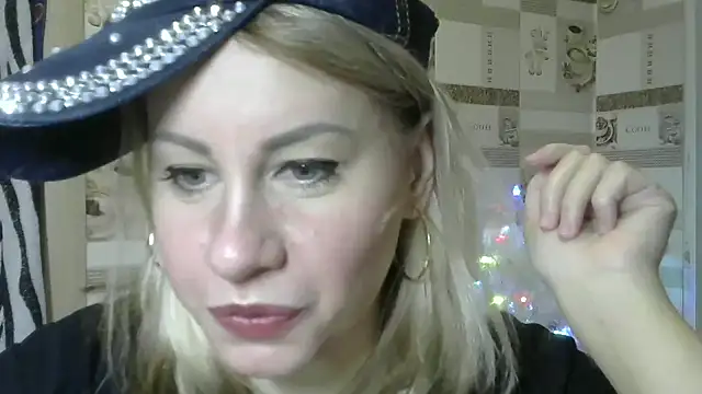 TherestlessKitty online show from 4, 1, 2025