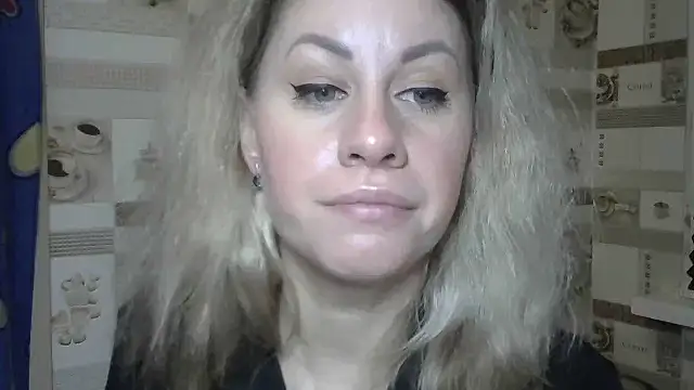 TherestlessKitty online show from 24, 2, 2025